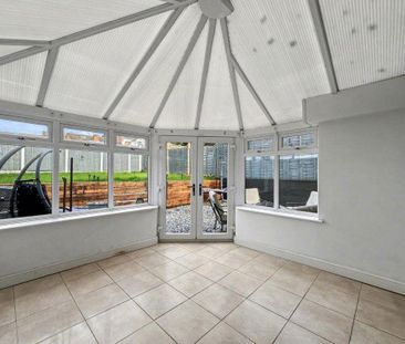 3 bedroom semi-detached house to rent - Photo 2