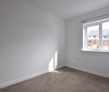 Featherwood Avenue, Newcastle Upon Tyne, NE15 - Photo 3