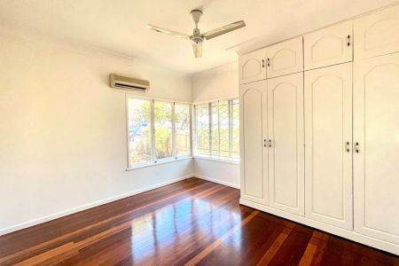 Charming Family Home with Spacious Living and Outdoor Entertaining – Everton Park - Photo 2