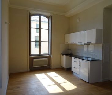 Location Appartement 1 pièce 21m² NARBONNE 11100 - Photo 1
