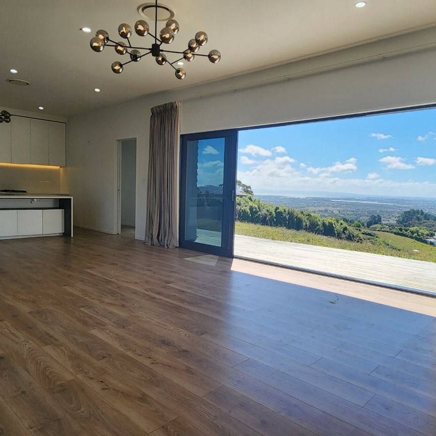 Multi-generational Executive Living - Photo 1