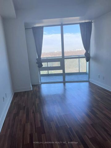 35 Brian Peck Crescent N #Lph 05 - Photo 2