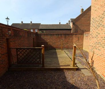 1 bedroom coach house to rent - Photo 6