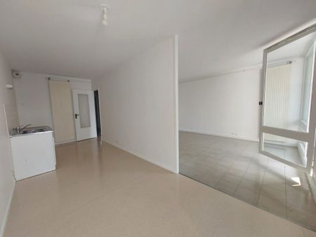 Location Appartement T3, BEAULIEU - Photo 2