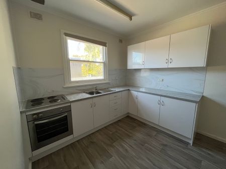 26 KNIGHT STREET, WHYALLA STUART - Photo 5