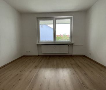 Helle 3-Zimmerwohnung mit Sonnenbalkon - Foto 3