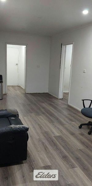 Great 2 Bedroom Unit - Photo 1