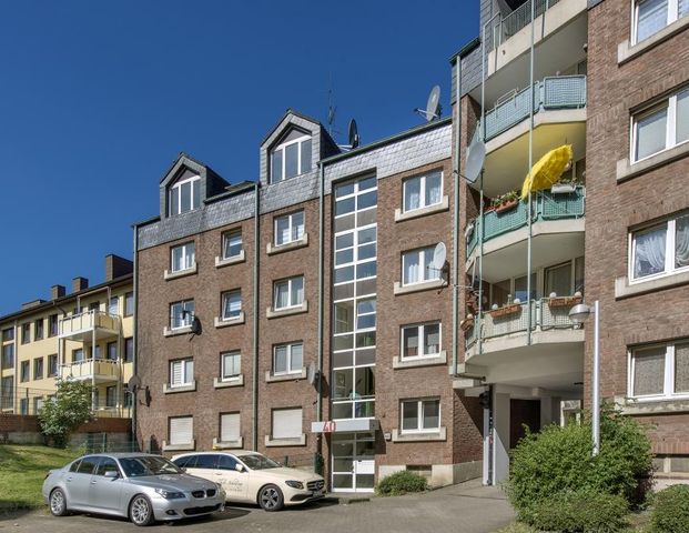 Singlewohnung mit Balkon in zentraler Lage - nur mit WBS - Photo 1