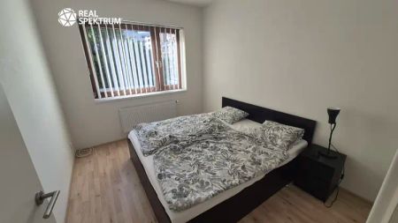 Pronájem světlého bytu 2+kk (64 m - Photo 3