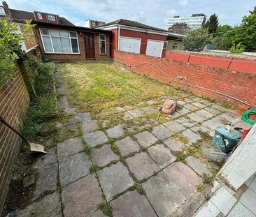 Clifford Road, Hounslow, TW4 - Photo 1