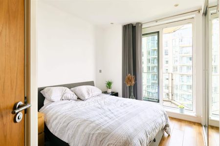 Battersea Reach, SW18, London - Photo 5