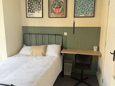 Hawthorn Road Room 6 - Photo 3