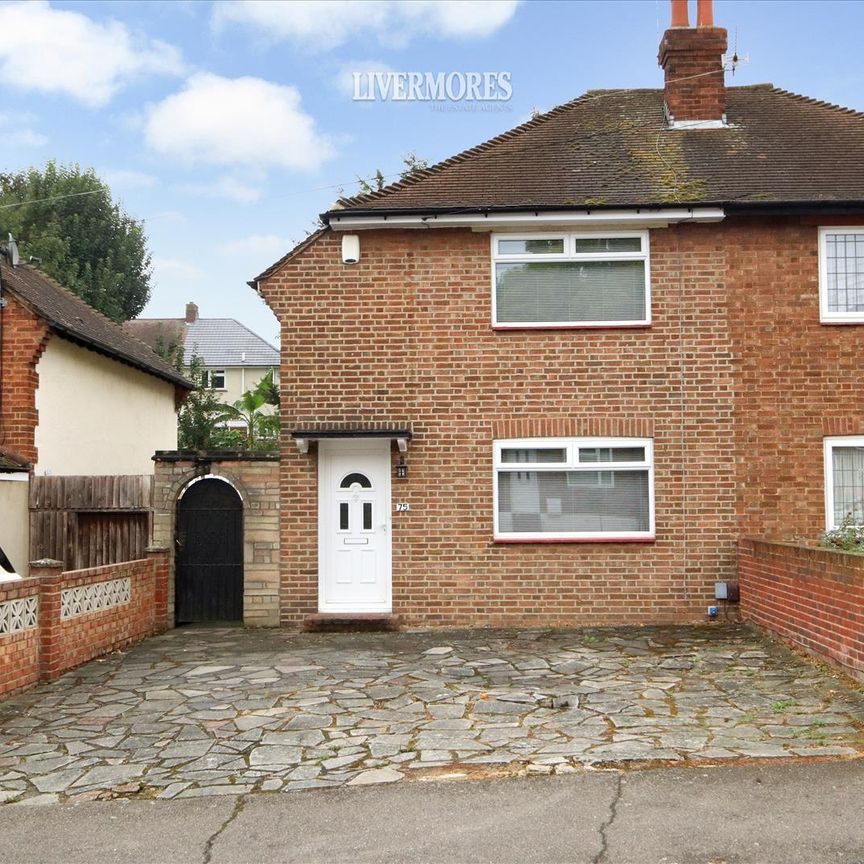 2 bedroom Semi-Detached House to let - Photo 1