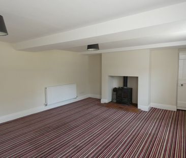 4 bedroom detached house to rent - Photo 1