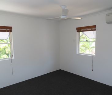 8/6 Deauville Close, Yorkeys Knob QLD 4878 - Photo 2