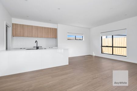 Stylish, Spacious & Brand New - Your Next Home Awaits! - Photo 2