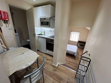 Studio Flat, Willesden Green, NW2 - Photo 2