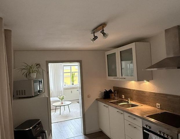 2-Zi-Whg + Terrasse + neue Fenster - Küche - 3 Geh Minuten zur City + renoviert - Foto 1
