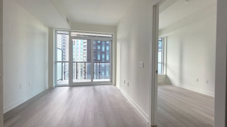 For Lease - 110 Broadway Avenue Unit# 1404, Toronto, Ontario - Photo 2