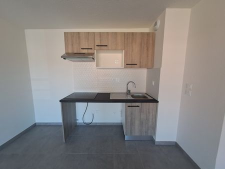 Location Appartement 3 pièces 59m² MONTRABE 31850 - Photo 2