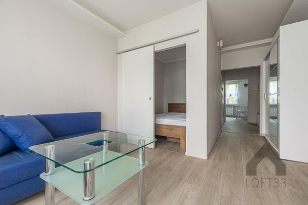 Przytulna i wyposażona kawalerka z dodatkową sypialnią na Gigancie w Jaworznie do wynajęcia - Zdjęcie 1