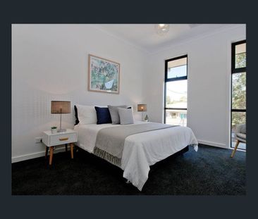 Modern Living, Prime Location! - Photo 5