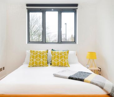 1 Bed Flat, Tulse Hill, SW2 - Photo 3