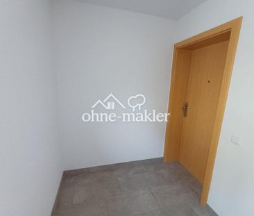 Ab Sofort frei: Schöne und gepflegte 3,5-Raum-Wohnung mit Balkon un... - Photo 1