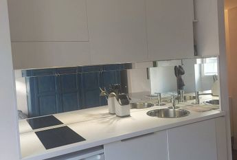 Студия возле метро Dateo