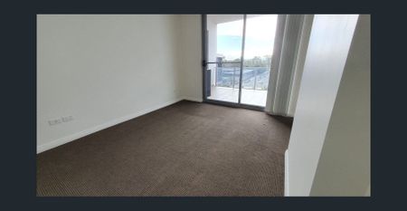 Modern Apartment Living in the Heart of Parramatta - Photo 3