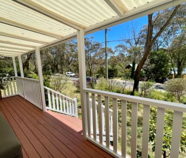 Charming Cottage In Blackheath! - Photo 5