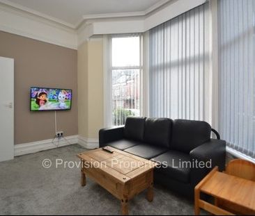 2 Bedroom Flats in Hyde Park - Photo 1