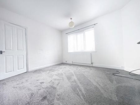 3 Bed End Terrace, Ivy Street, LS9 - Photo 4