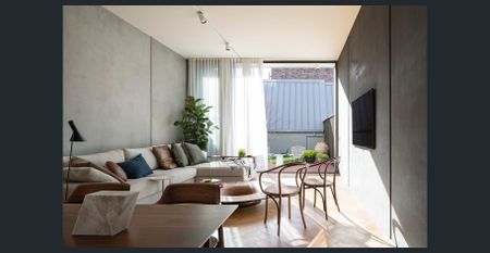 Spacious, Modern 4 Bedroom House - The Perfect Urban Home (Unfurnished) - Photo 3