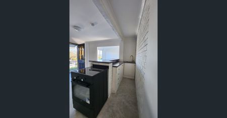 Serene luxury with valley views - Photo 5