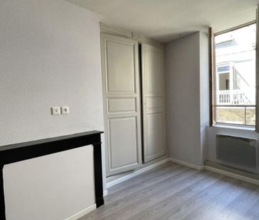 Location Appartement P3 En centre-ville Thiers - Photo 4