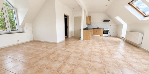 Appartement te huur in Grez-Doiceau voor € 995 met 2 slaapkamers - Photo 3