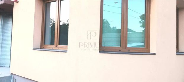Vila D+P+1+M de inchiriat pentru birouri 6 camere - Complexul Studentesc - Fotografie 1