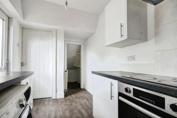 3 bedroom terraced house to rent - Photo 1
