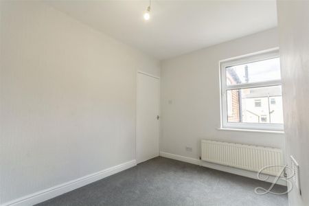 2 bedroom - Photo 4