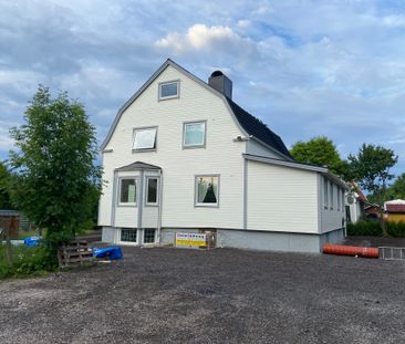Göteborgsvägen, Sävedalen - Photo 1