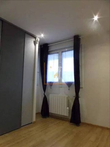 Appartement à louer - Nîmes 3 pièces de 59 m² - Photo 2