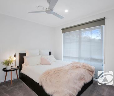 MODERN AND COMFORTABLE HOME - Photo 2