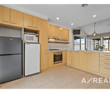 Charming Family Home in a Prime Epping Location - Photo 4