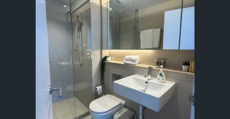 Yarra River and Port Phillip Bay Beckons - Photo 2