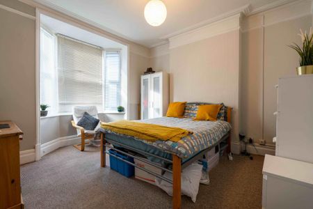 5 bedroom terraced house to rent - Photo 5
