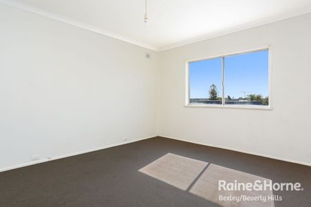 1/323 Forest Rd, Bexley, NSW 2207 - Photo 3