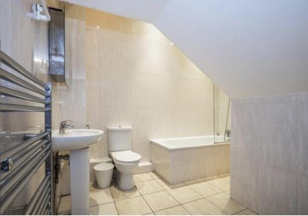 Studio to rent - Photo 4