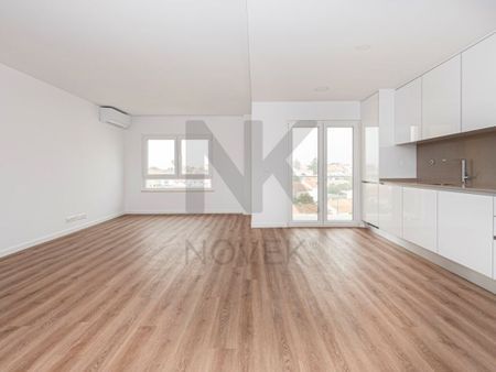 2 bedroom luxury Flat for rent in Cascais e Estoril, Cascais, Lisbon - Photo 4