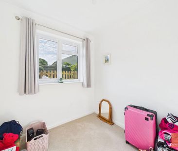 2 bedroom detached bungalow to rent - Photo 5